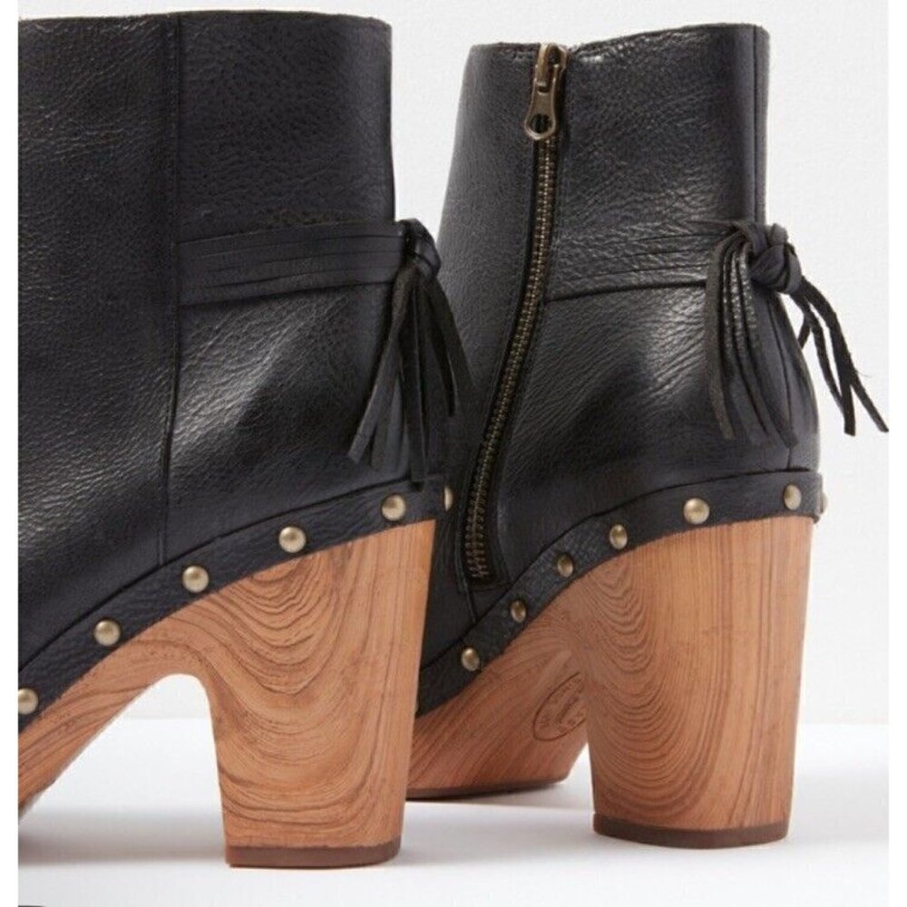 Kork-Ease Black Leather Wood-Stacked Heel Ankle Boots - Picture 3 of 15